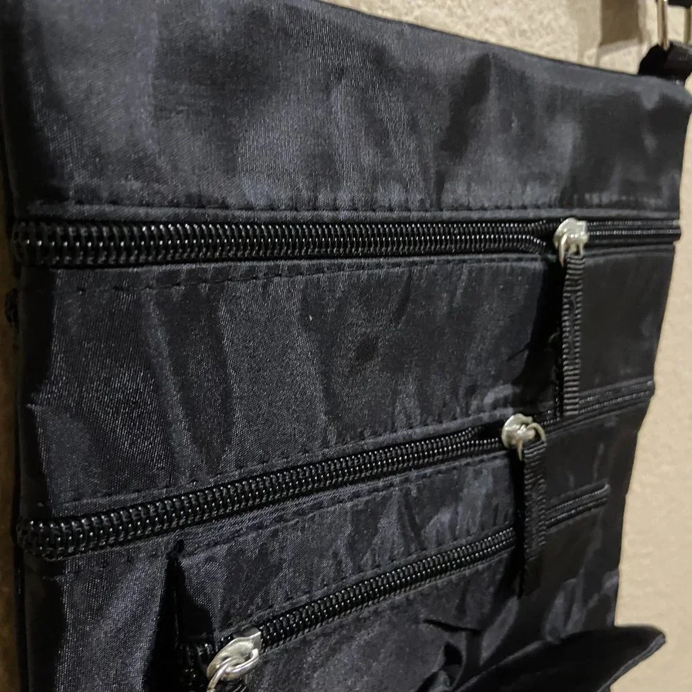 Stealth Black Sports Bag - Picture 3 of 11
